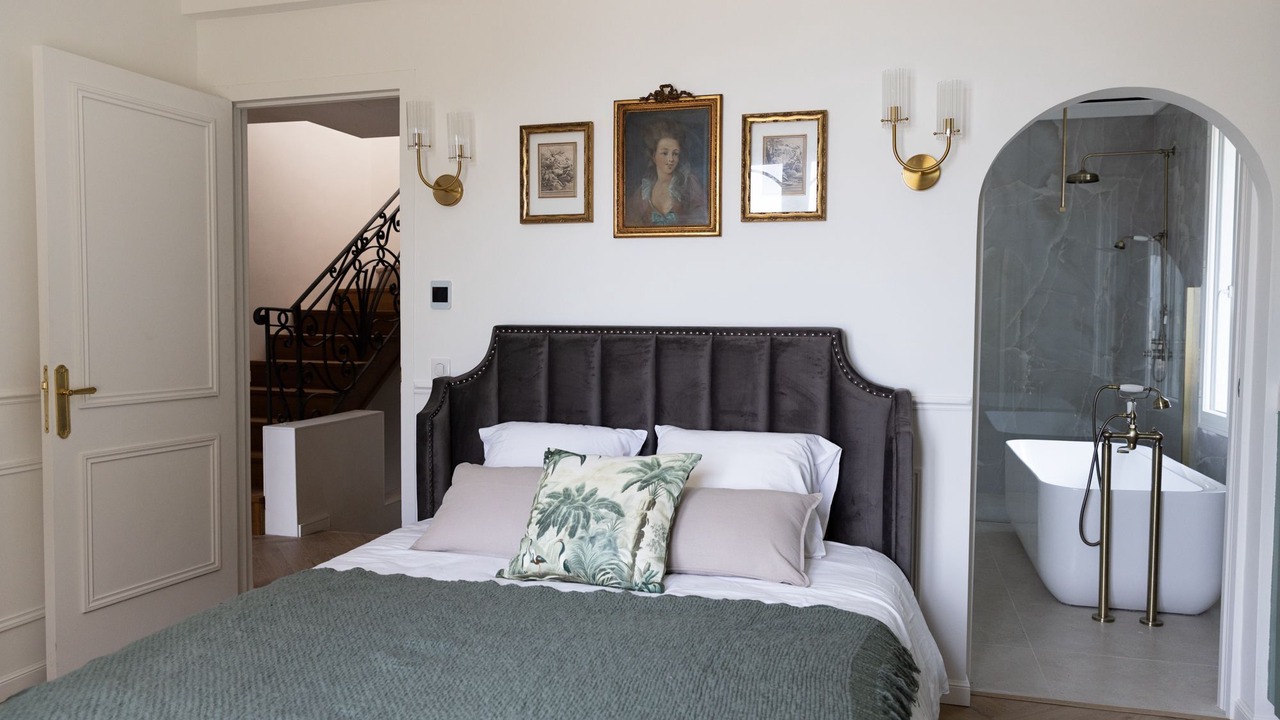 Photo of Bedroom in California - Pezou