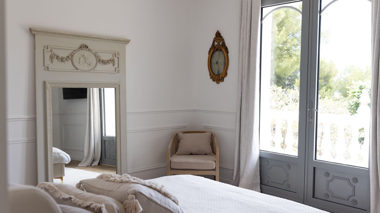 Photo of Bedroom in California - Pezou