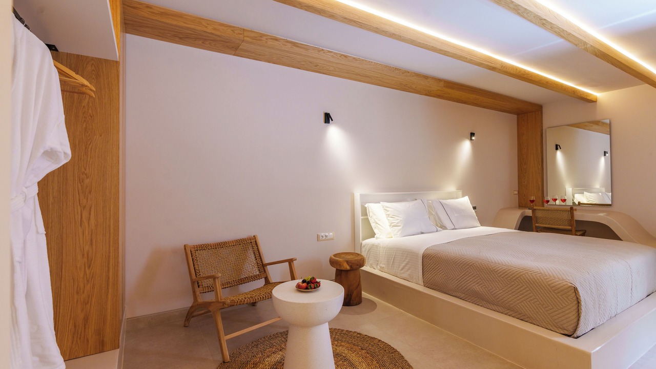 Photo of Bedroom in Exo Gialos