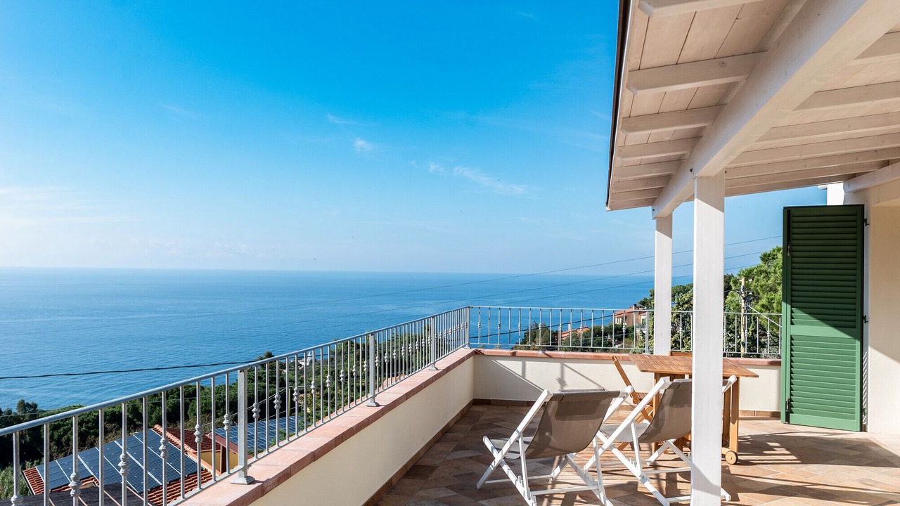 Photo of Patio Balcony in Patresi