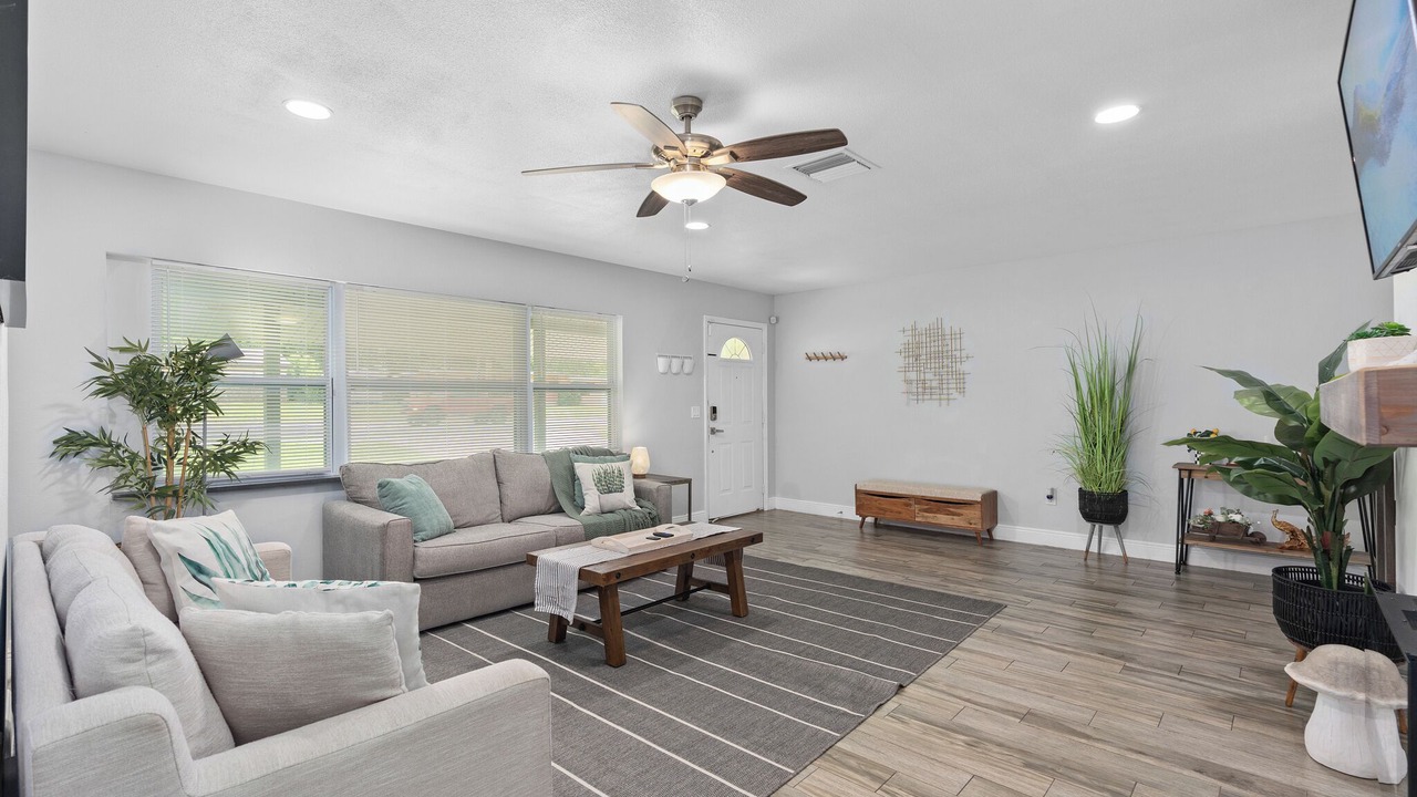 Photo of Livingroom in Forest City