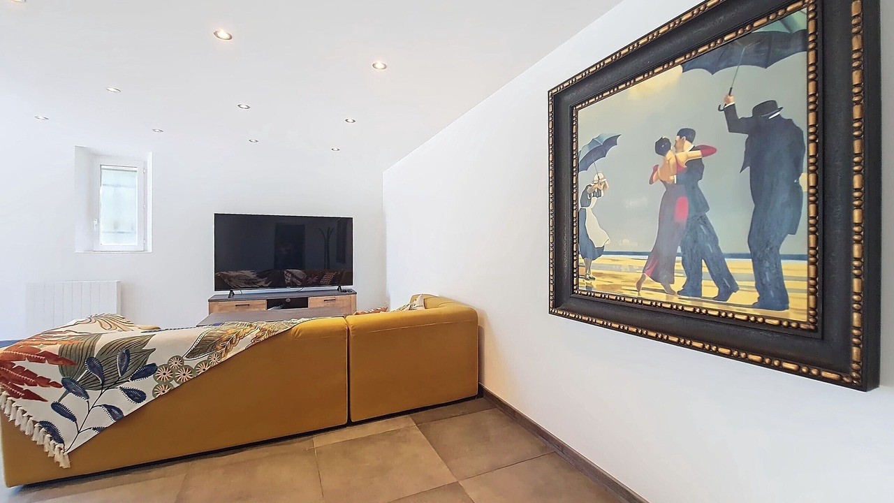 Photo of Livingroom in Mons