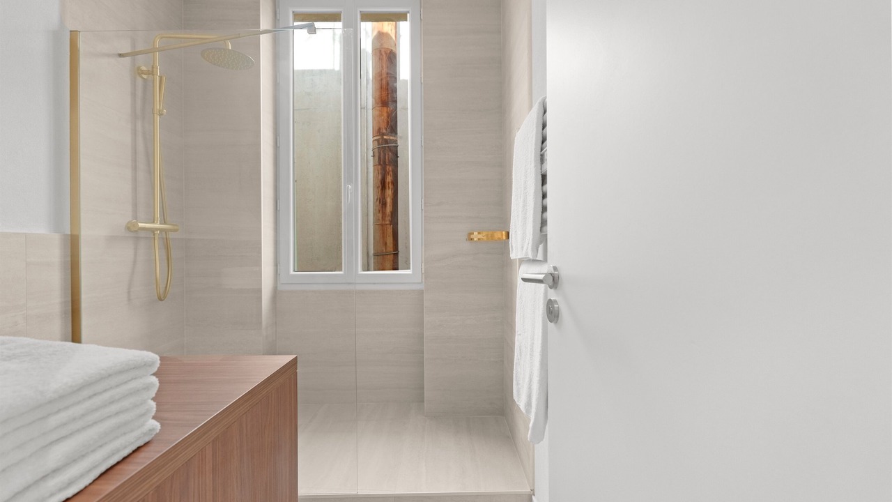 Photo of Bathroom in Cannes City Centre