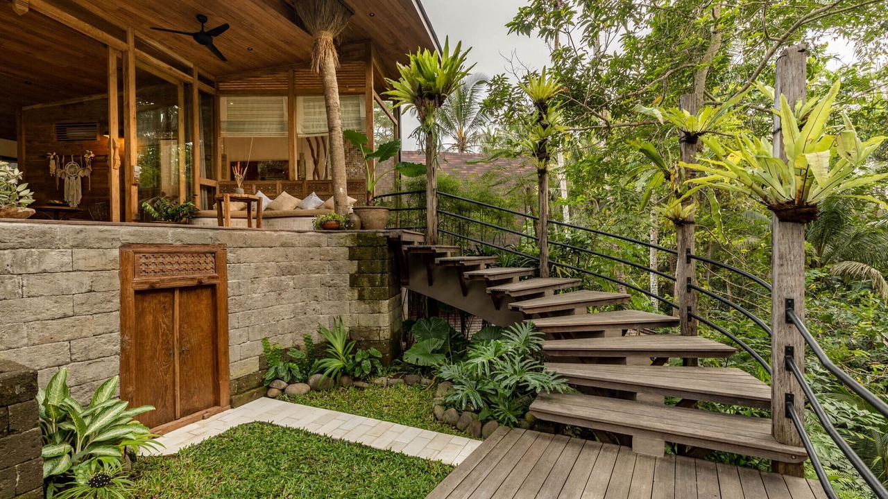 Photo of Patio Balcony in Petulu