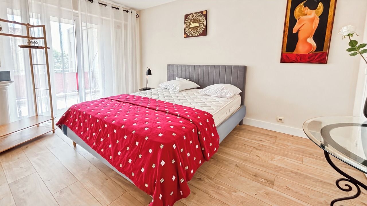 Photo of Bedroom in Riou - Petit Juas - Av de Grasse