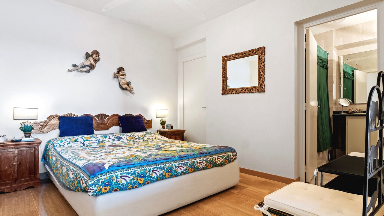 Photo of Bedroom in Mont Boron