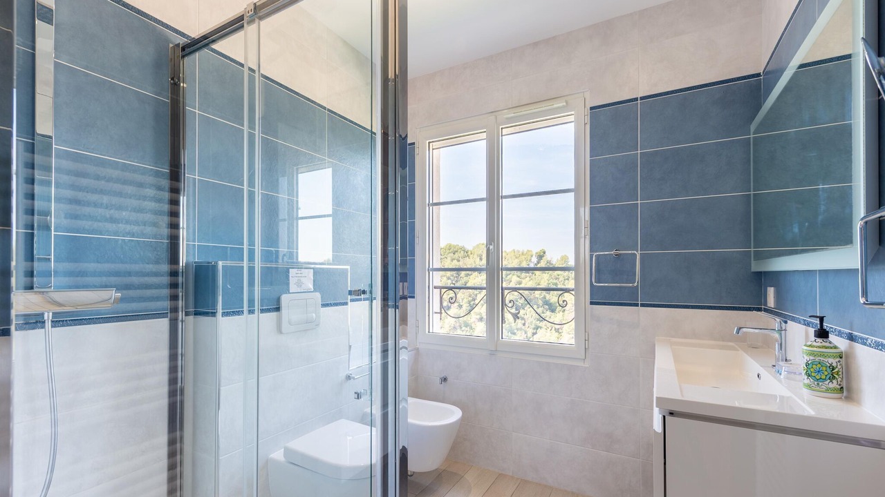 Photo of Bathroom in Montaleigne
