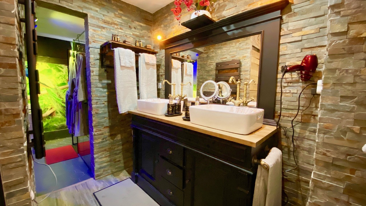 Photo of Bathroom in Plaine de la Brague