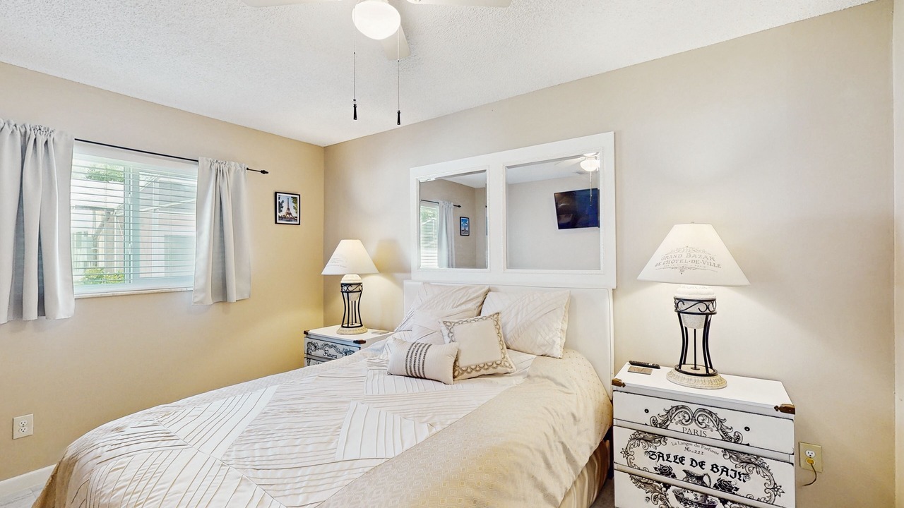 Photo of Bedroom in Longwood