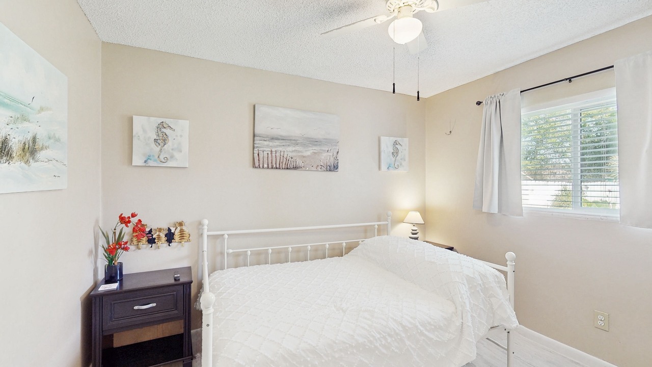 Photo of Bedroom in Longwood