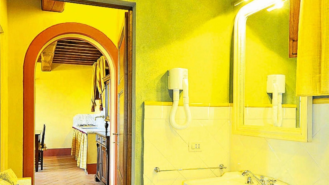 Photo of Bathroom in Buti
