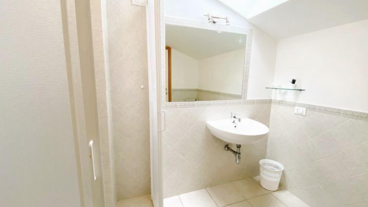 Photo of Bathroom in Vada