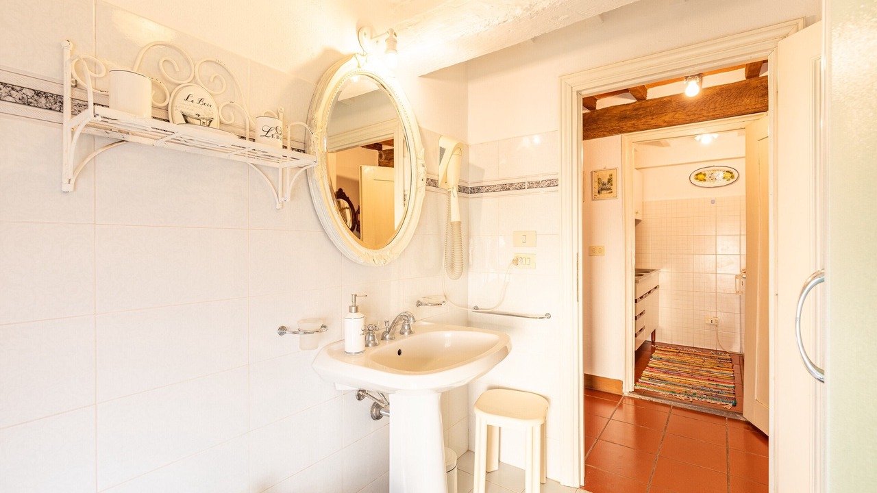Photo of Bathroom in Lucignano