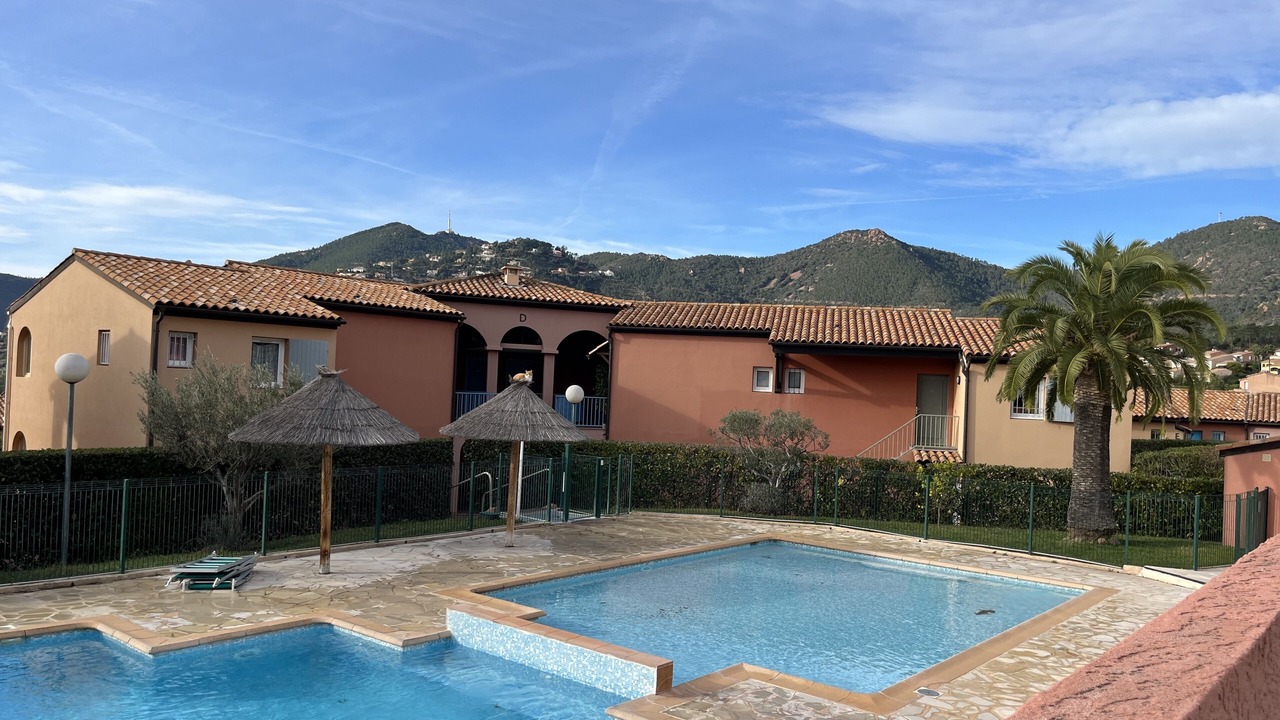 Photo of Outdoor in Espero-Pax