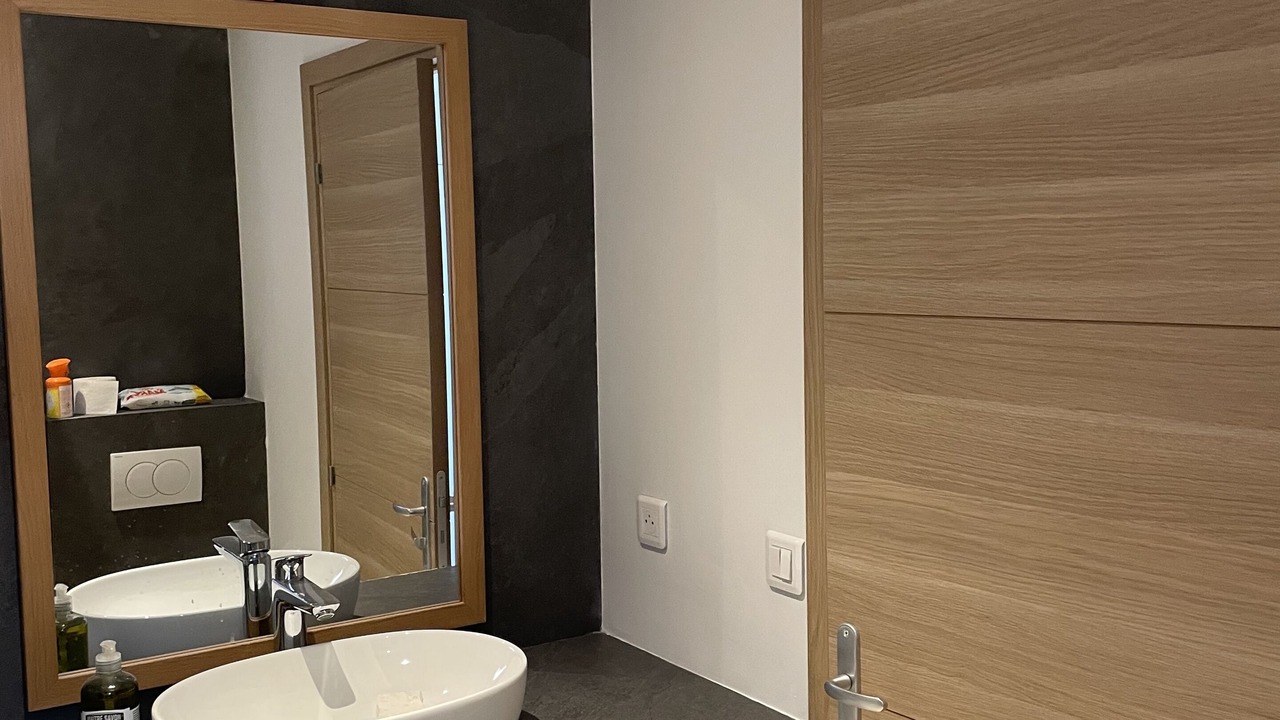 Photo of Bathroom in Espero-Pax