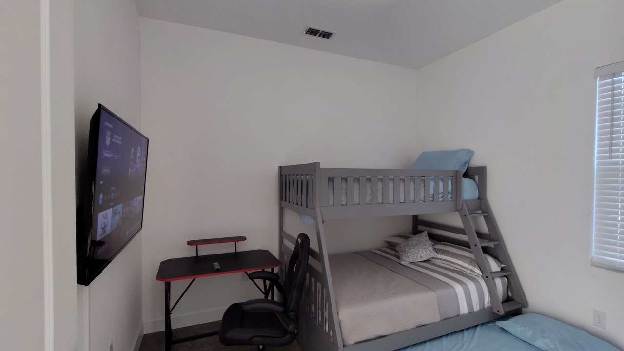 Photo of Bedroom in Trafalgar Village