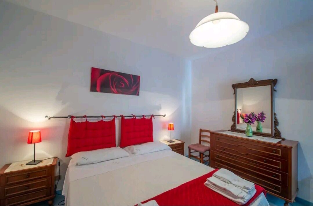 Photo of Bedroom in Furore