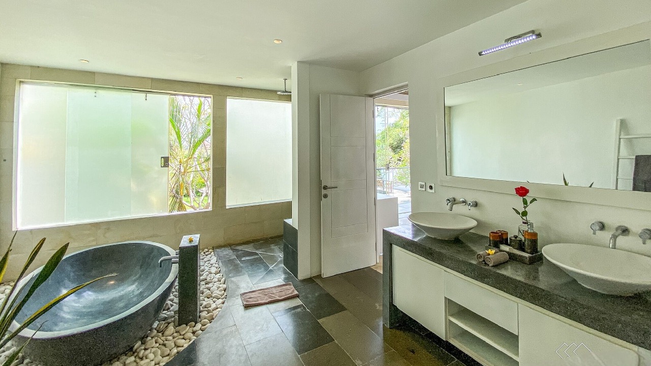 Photo of Bathroom in Babakan