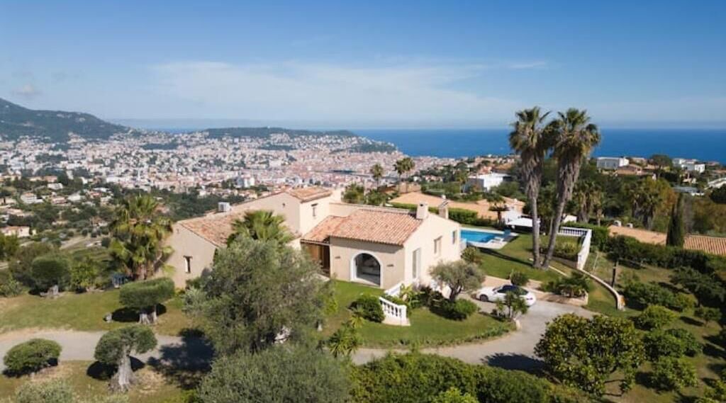 Photo of Outdoor in Saint Pierre de Feric