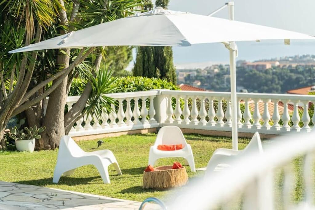 Photo of Outdoor in Saint Pierre de Feric