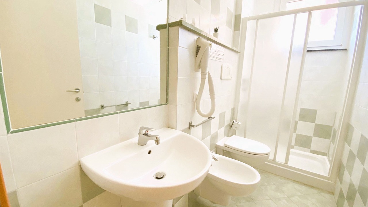 Photo of Bathroom in Vada
