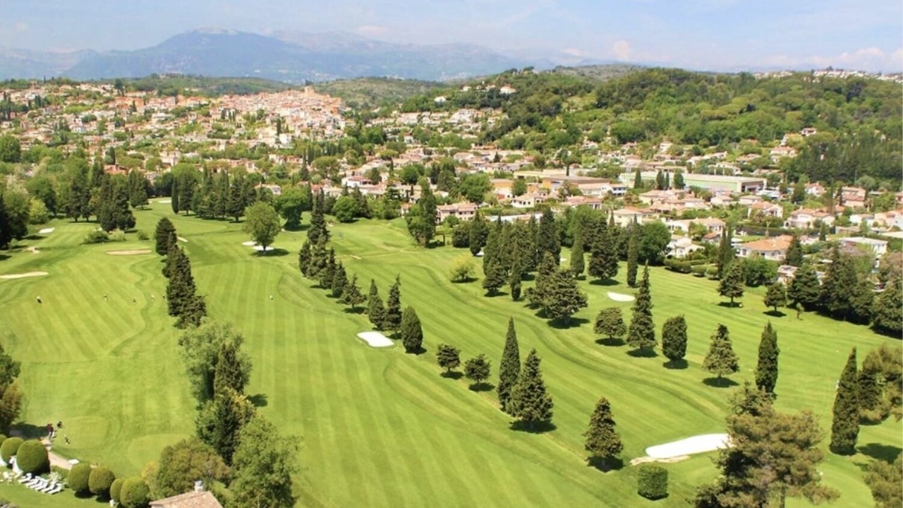 Photo of Others in Biot