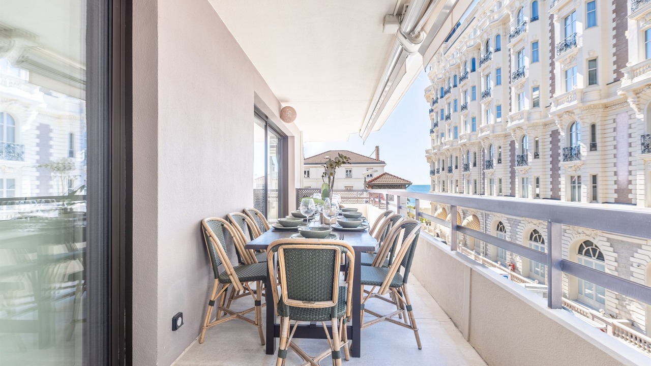 Photo of Patio Balcony in Cannes City Centre
