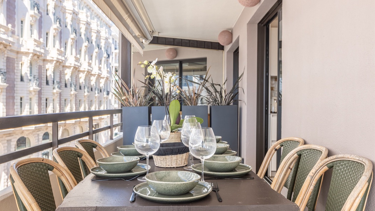Photo of Patio Balcony in Cannes City Centre
