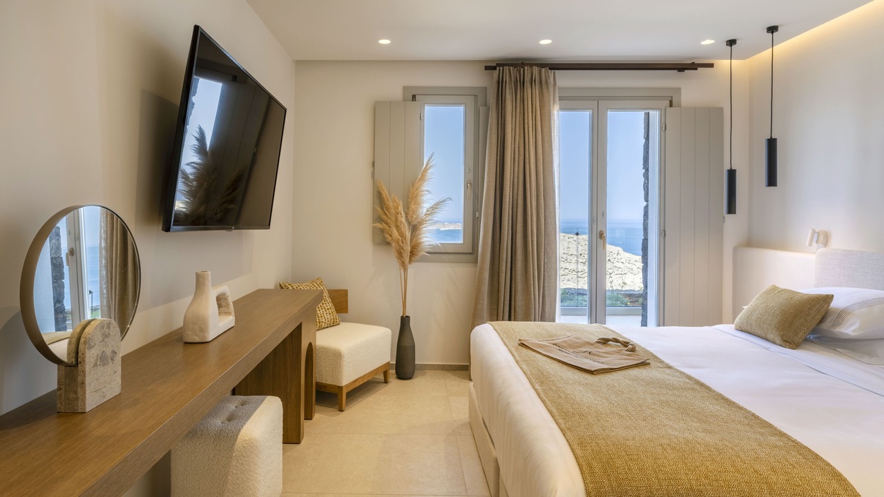 Photo of Bedroom in Oia