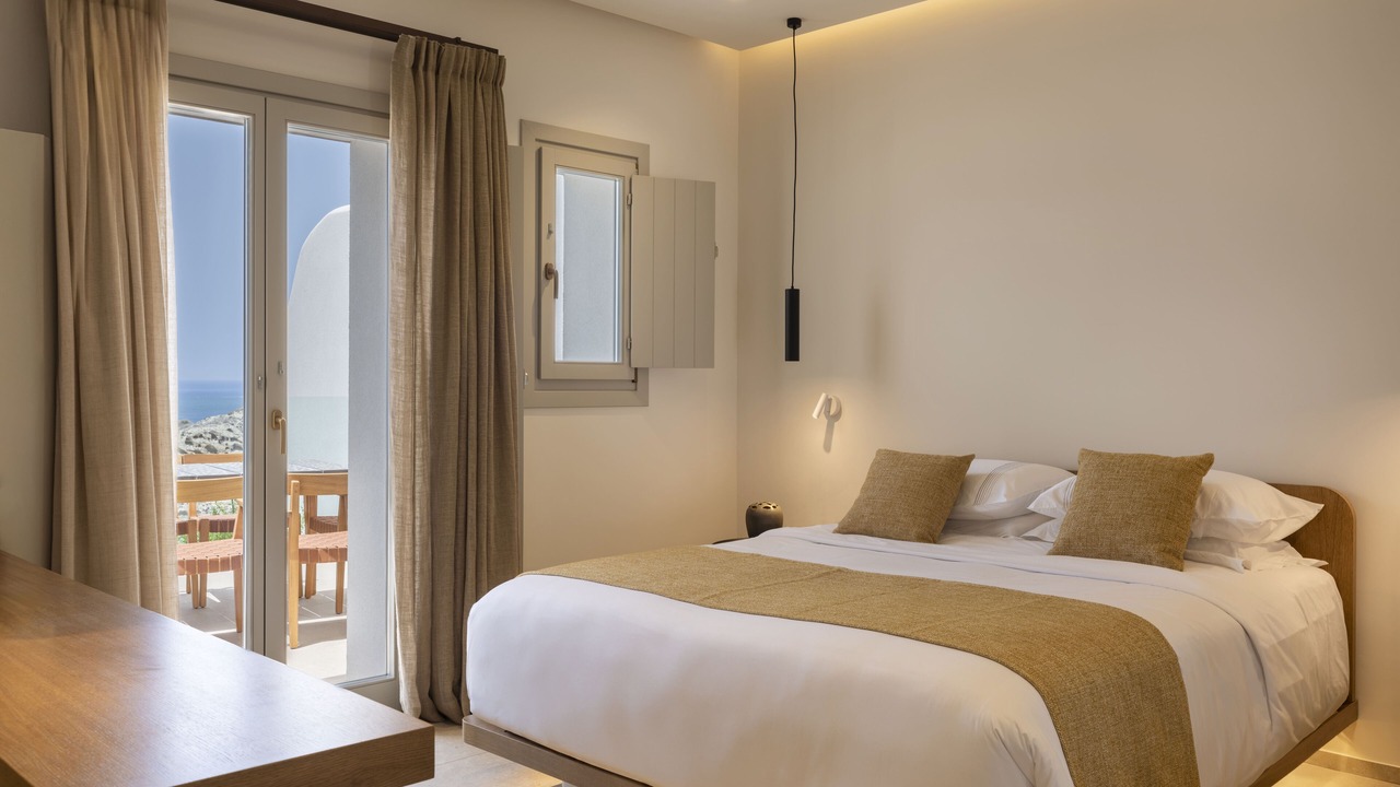 Photo of Bedroom in Oia