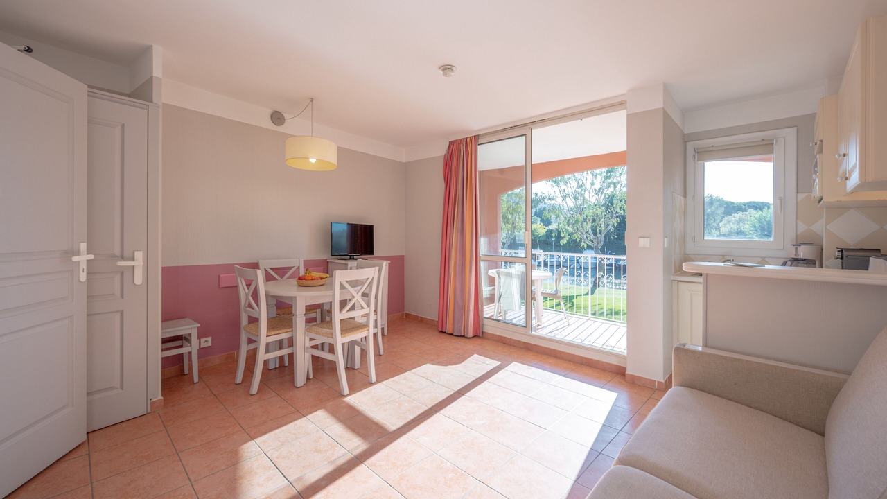 Photo of Livingroom in Mandelieu-La-Napoule