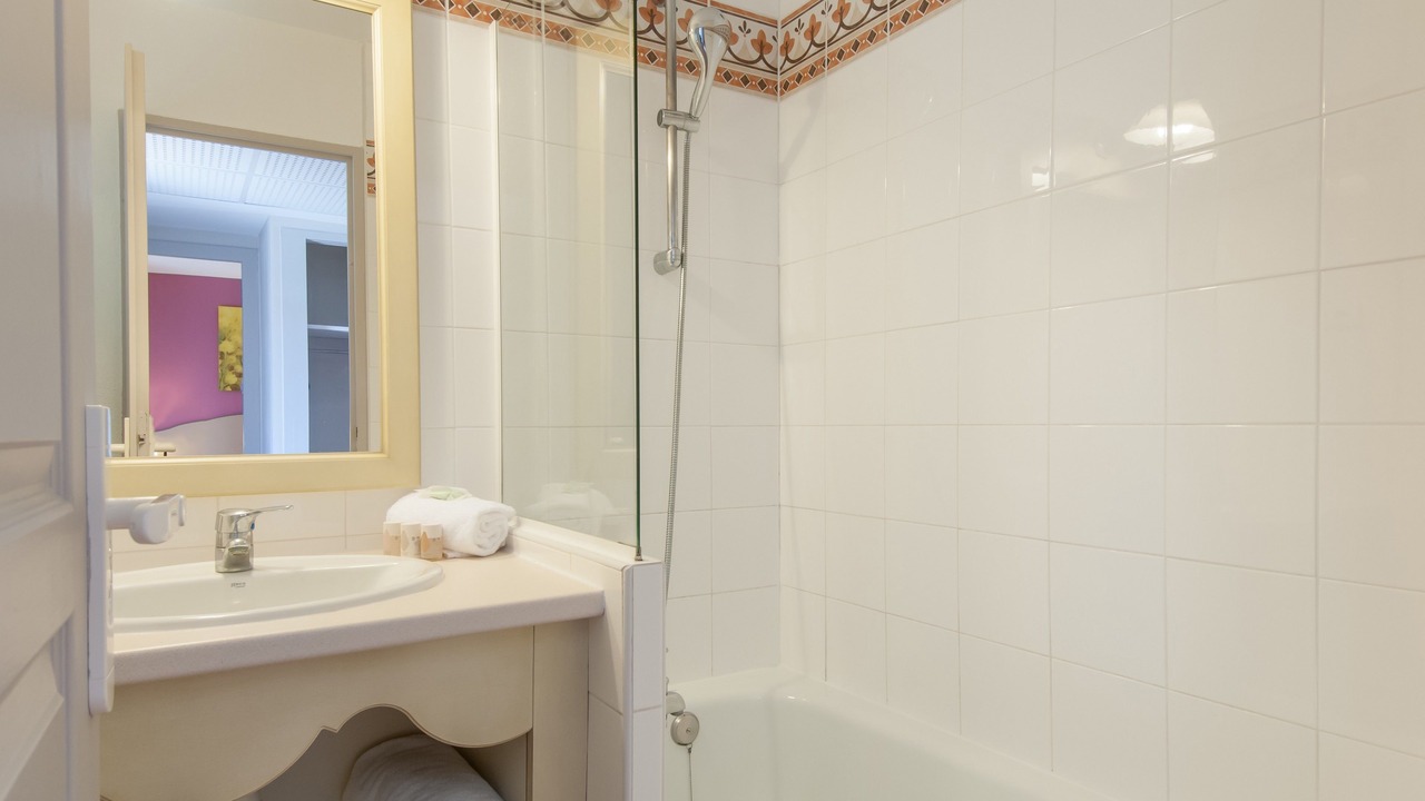 Photo of Bathroom in Mandelieu-La-Napoule