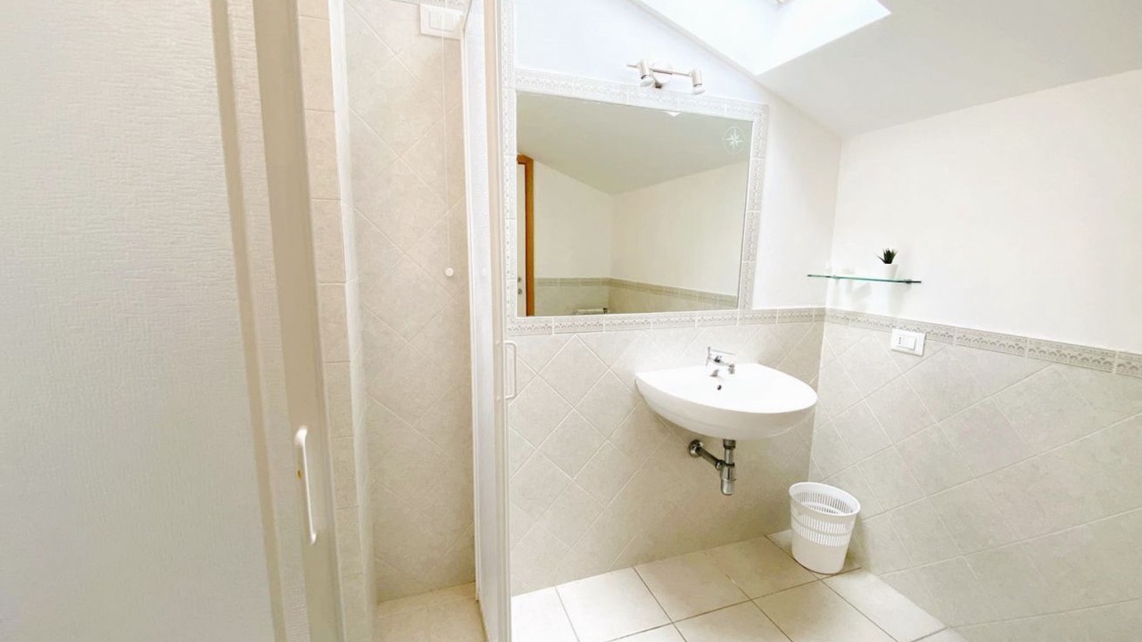 Photo of Bathroom in Vada