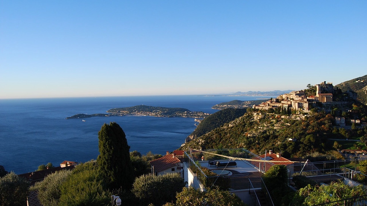 Photo of Others in Eze