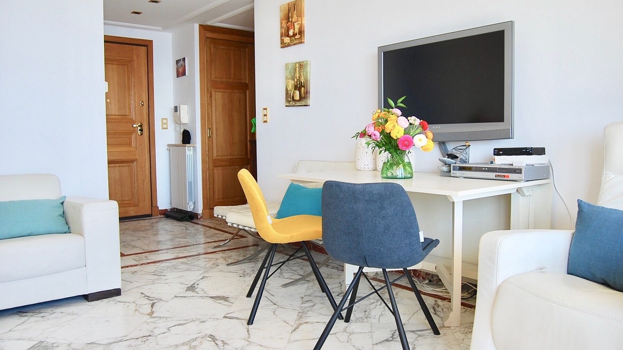 Photo of Livingroom in Eze