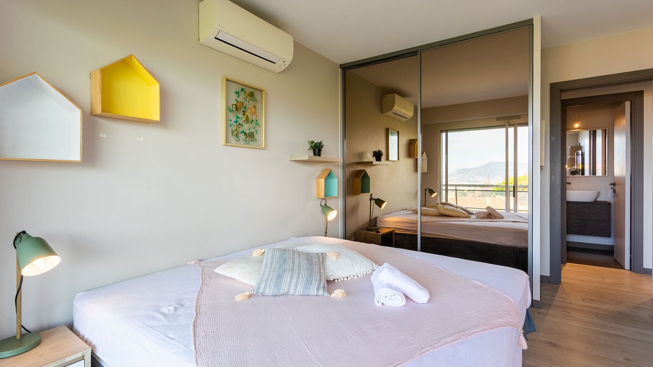 Photo of Bedroom in Caucade