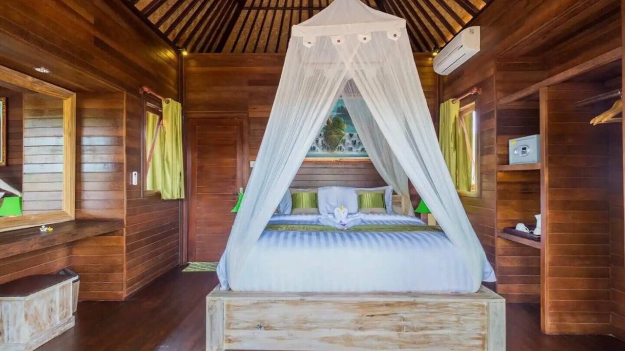 Photo of Bedroom in Mushroom Bay