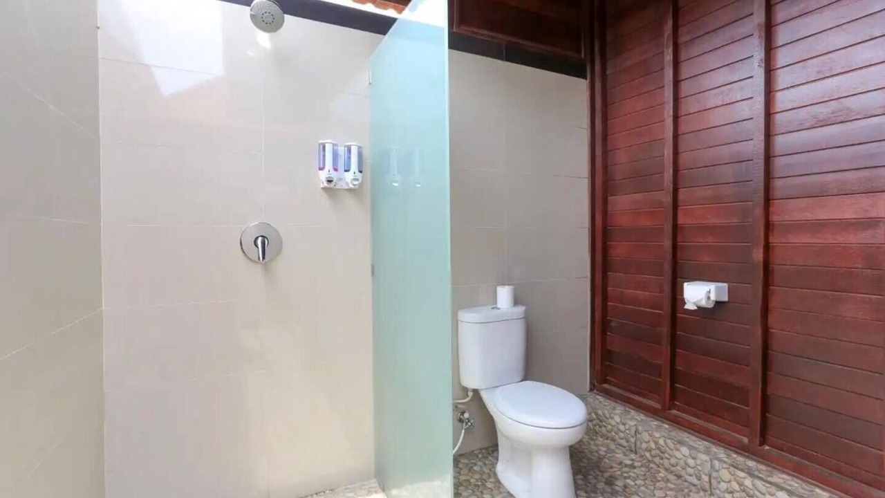 Photo of Bathroom in Mushroom Bay