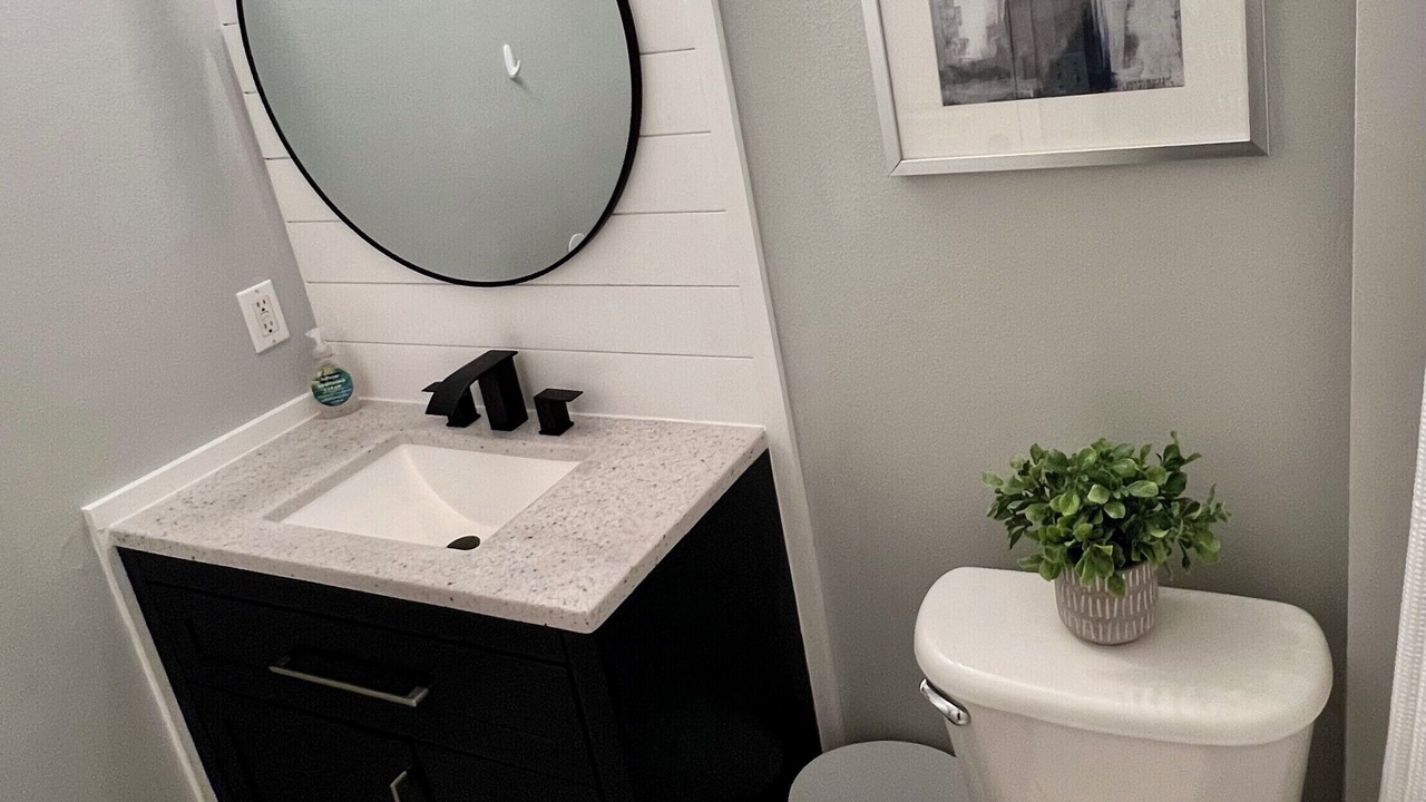 Photo of Bathroom in Lake Berkley