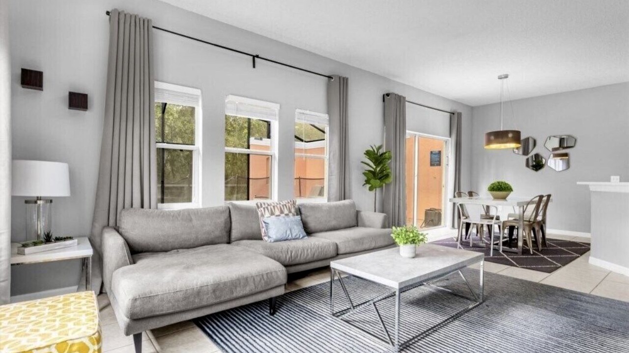 Photo of Livingroom in Lake Berkley