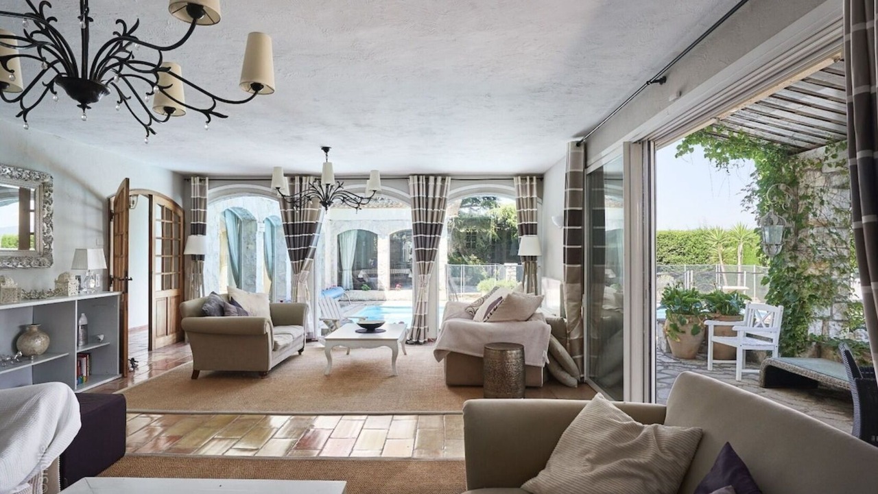 Photo of Livingroom in Mouans-Sartoux