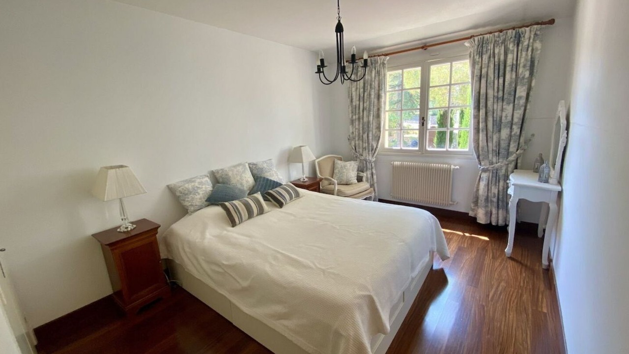 Photo of Bedroom in Mouans-Sartoux