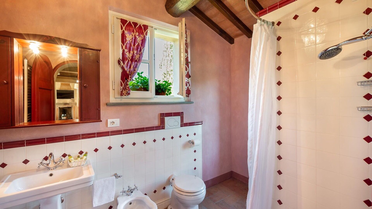 Photo of Bathroom in Colle di Compito