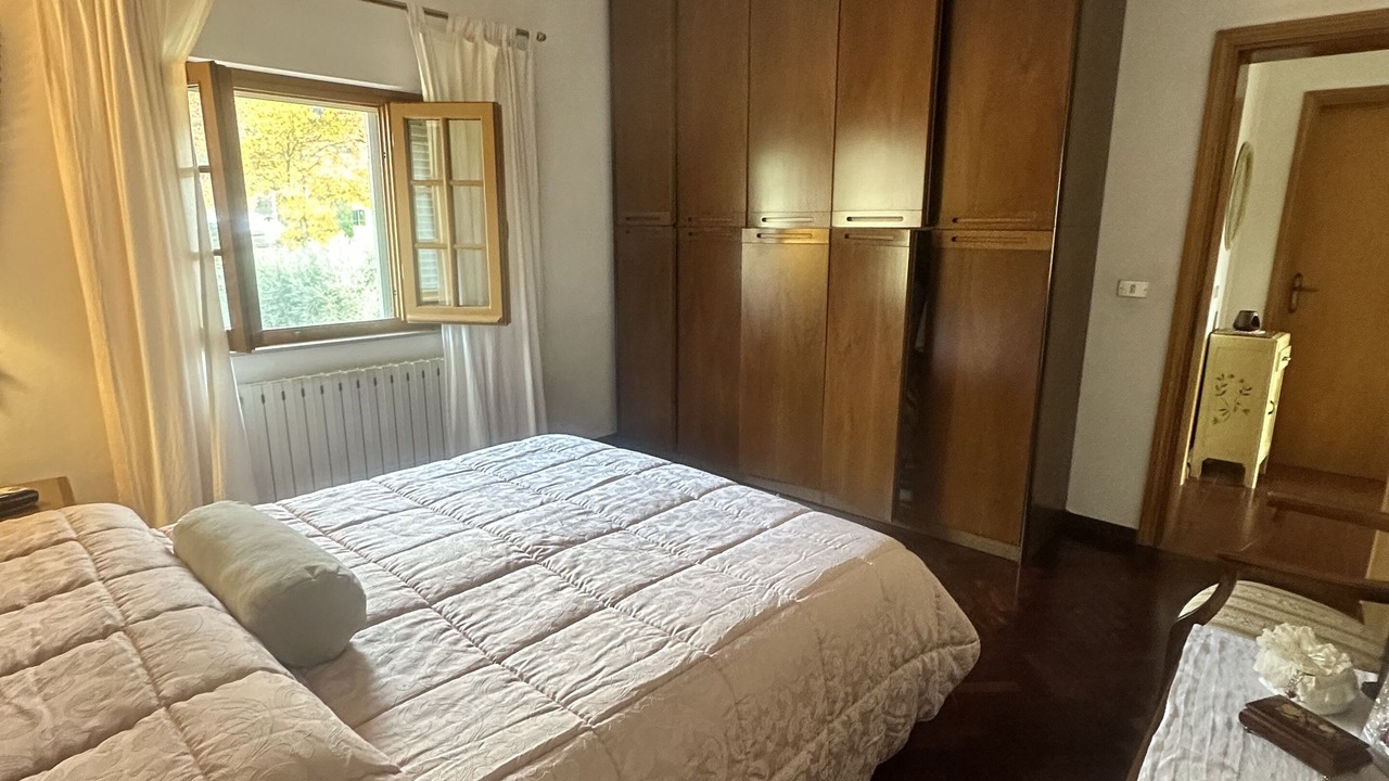 Photo of Bedroom in Massaciuccoli