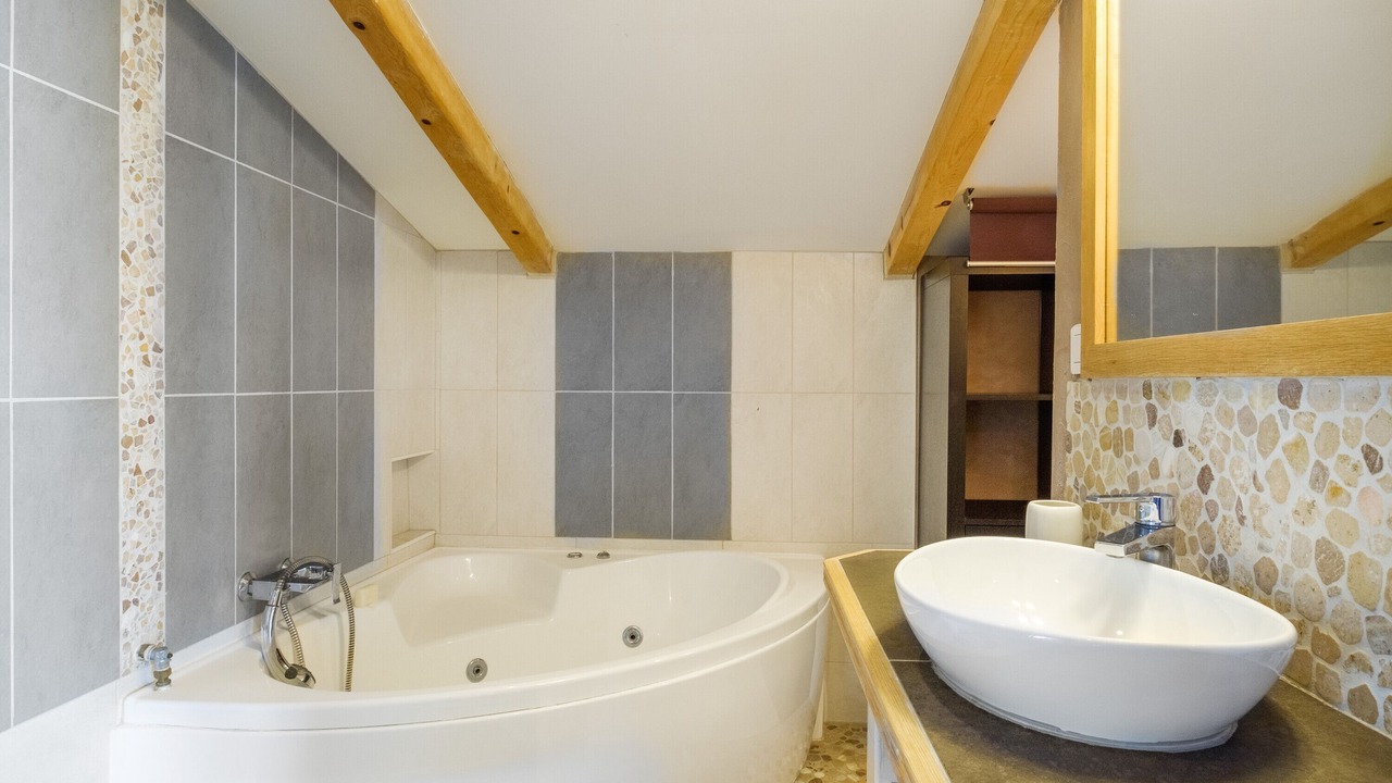 Photo of Bathroom in Les Adrets-de-l'Esterel
