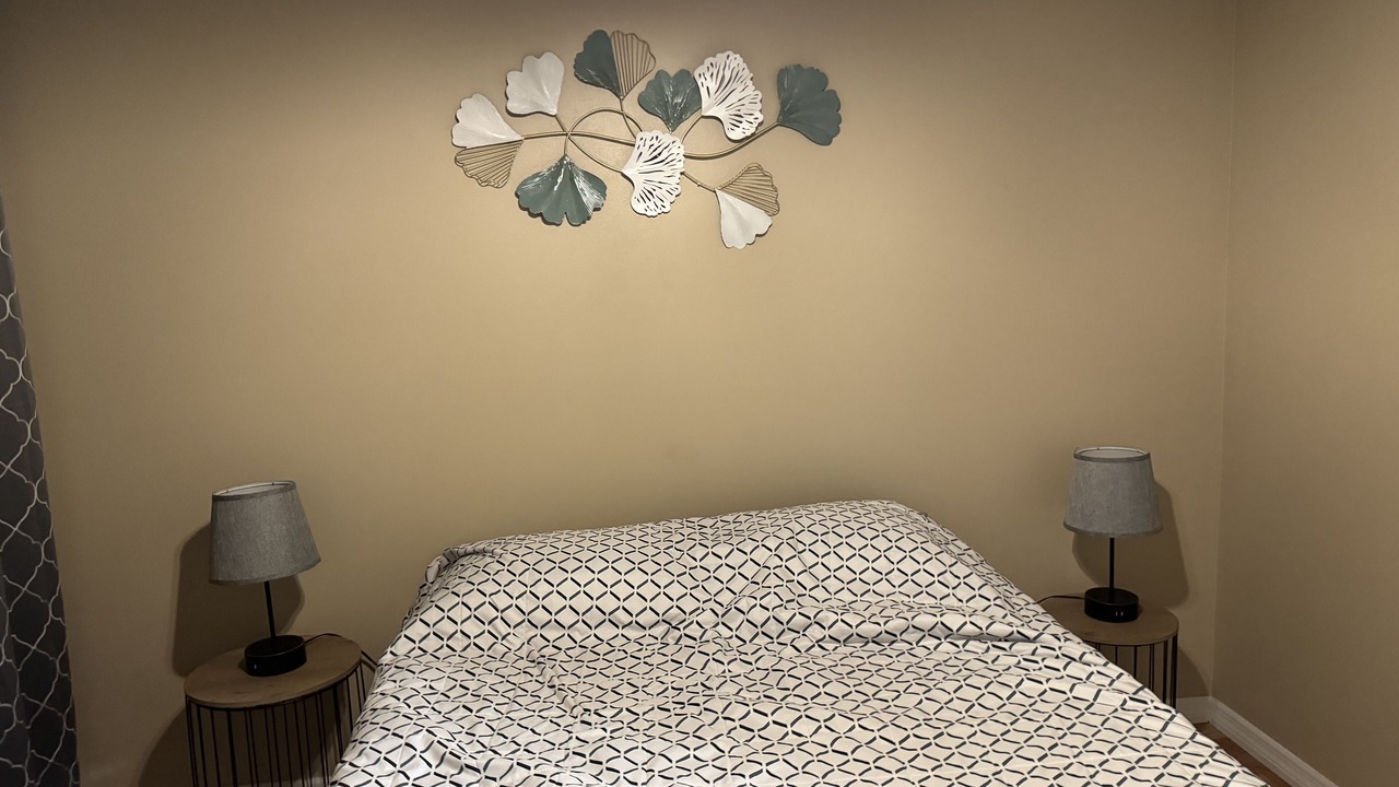 Photo of Bedroom in Crescent Lakes