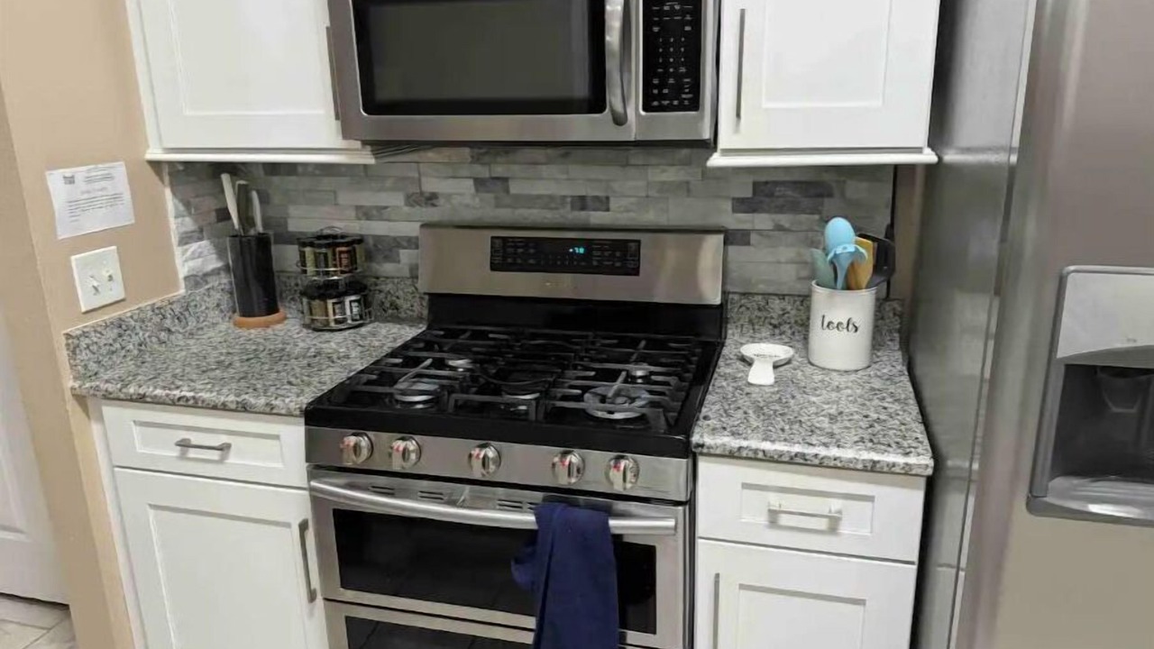 Photo of Kitchen in Crescent Lakes