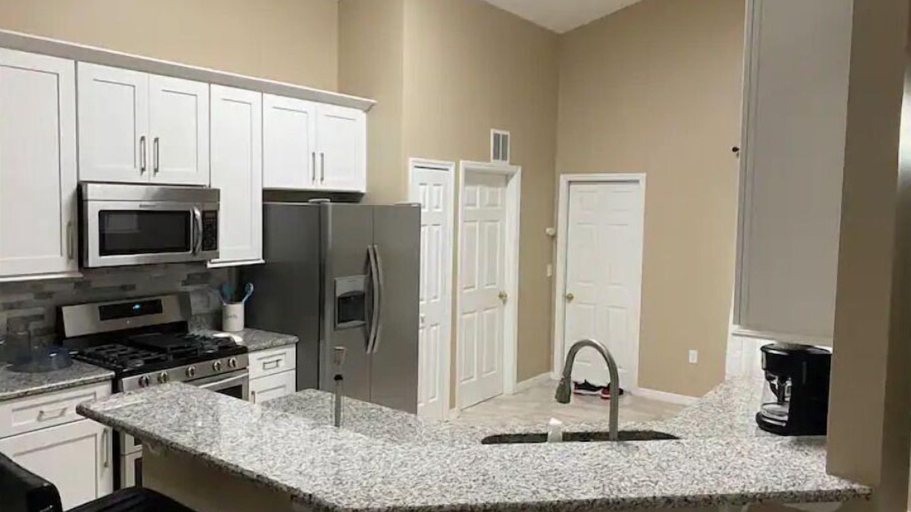 Photo of Kitchen in Crescent Lakes
