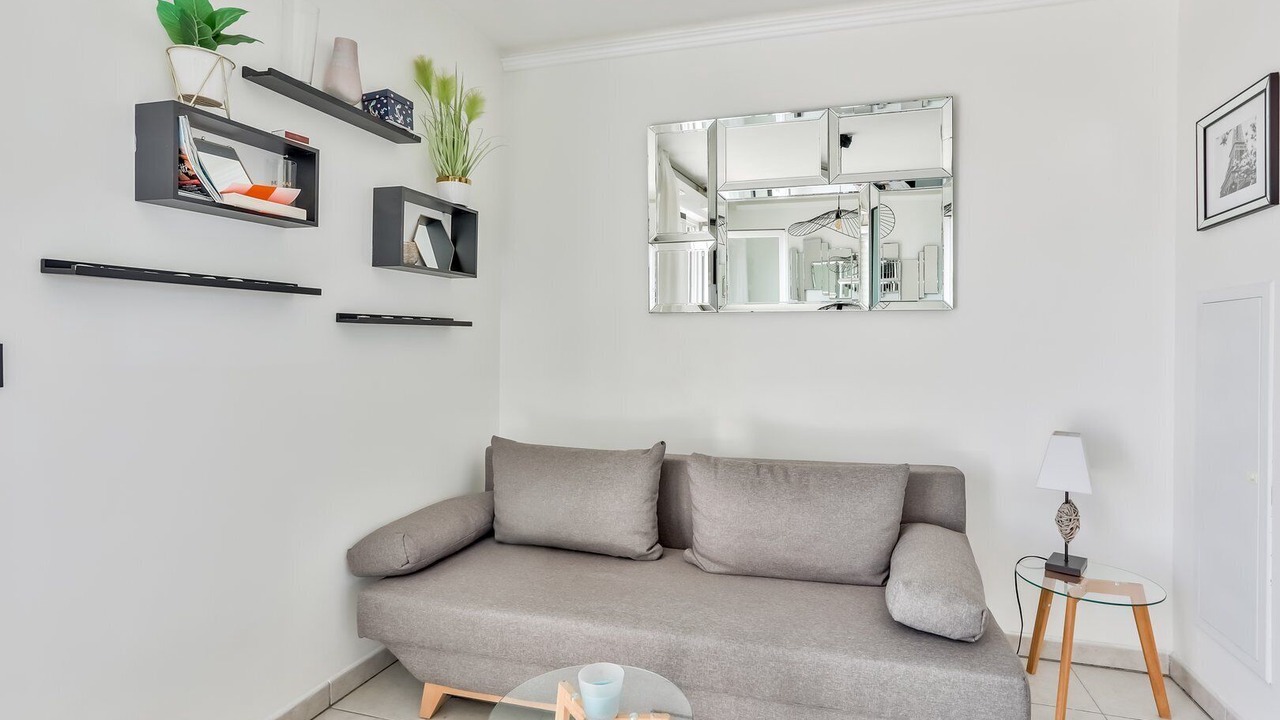 Photo of Livingroom in Saint Pierre de Feric
