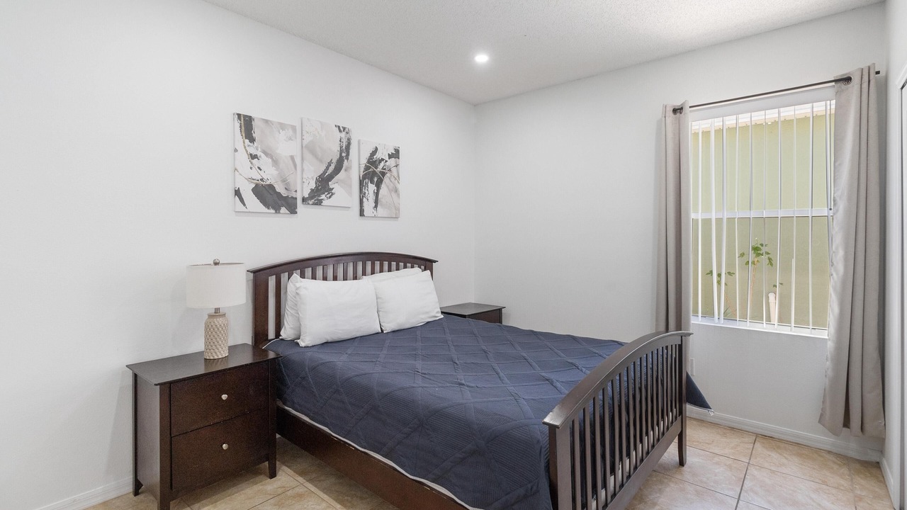 Photo of Bedroom in Sunset Ridge